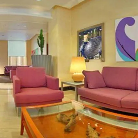 Mate Collection Mia, Colosseum Hotel